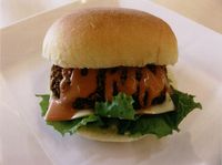 鰹メンチカツバーガー（なぶら土佐佐賀）.jpg